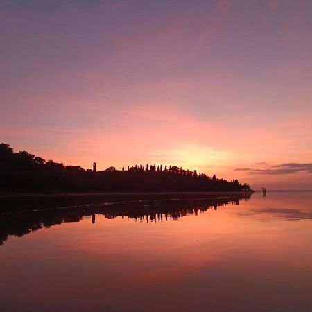 Isola Polvese Resort كاستيغليون ديل لاغو المظهر الخارجي الصورة