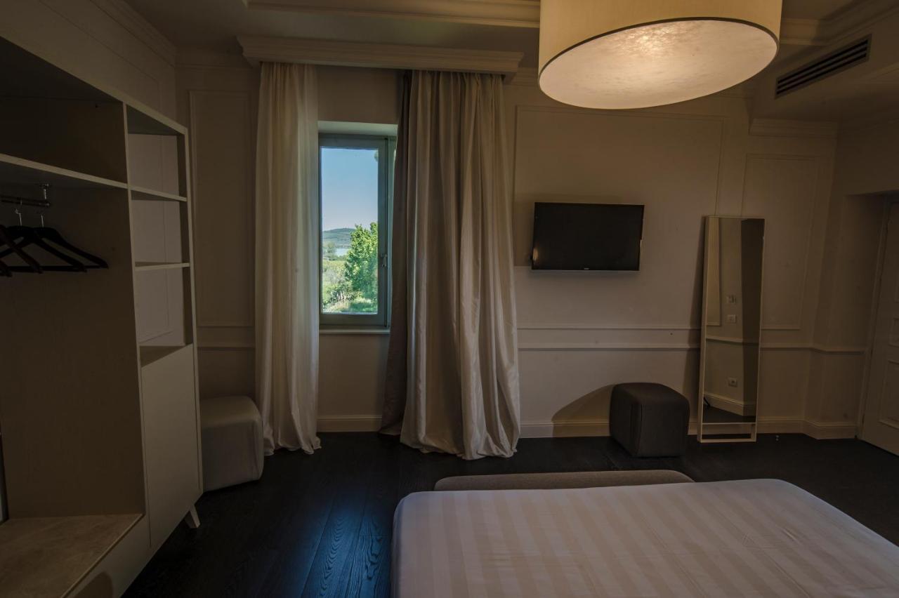 Isola Polvese Resort كاستيغليون ديل لاغو المظهر الخارجي الصورة